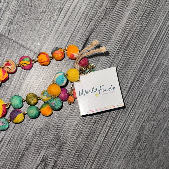 Colorful Beaded Necklace - Picture 2 of 2